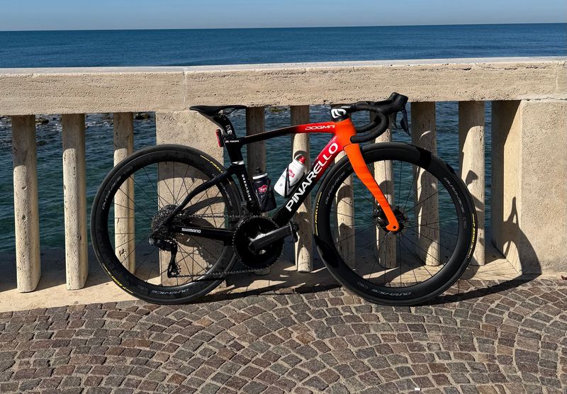 Used Pinarello Dogma Shimano Ultegra Di2 2025 Road & Gravel