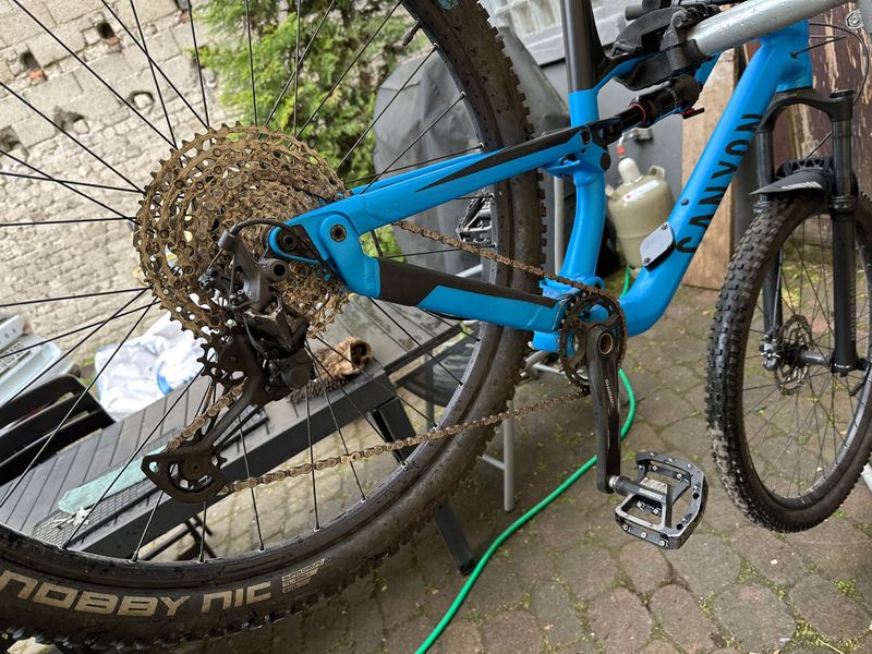 Used Canyon Neuron Shimano Deore XT 2021 Mountainbike, Blue — image 3 of 6