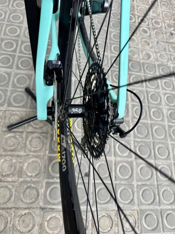 Orbea ALMA M30 2021 2021 Mountainbike usato, Verde — immagine 10 di 16