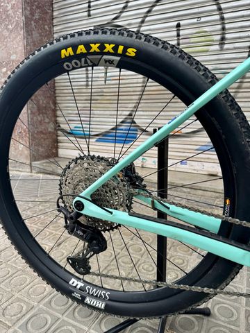 Orbea ALMA M30 2021 2021 Mountainbike usato, Verde — immagine 9 di 16