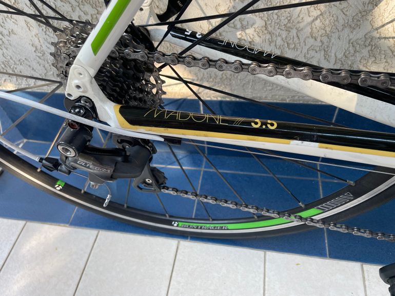 Used Trek Madone 3.5 H2 (Compact) 2013 2013 Road & Gravel, Weiß — image 8 of 37