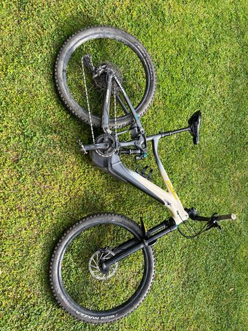 Käytetty Giant Reign E+ 2, 2022 2022 Mountainbike — kuva 3 / 5