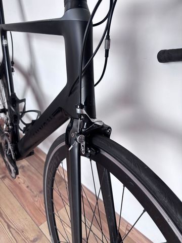 Used Canyon Aeroad CF SLX 9.0 2018 2018 Road & Gravel, Black — image 6 of 7