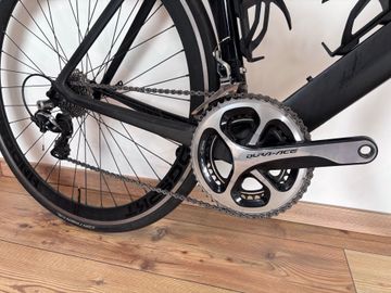 Used Canyon Aeroad CF SLX 9.0 2018 2018 Road & Gravel, Black — image 3 of 7