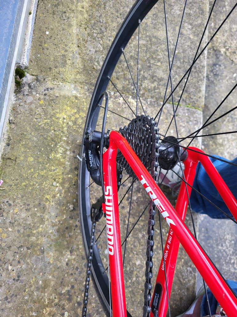 Used Trek Émonda 650 2018 2018 Youth, Red — image 6 of 9