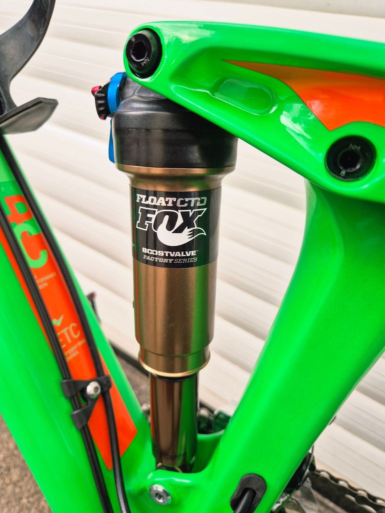 Used CUBE Cube Stereo 160 Super HPC SL 27.5 2015 Mountainbike — image 16 of 27