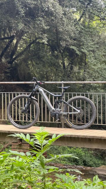 Tweedehands Giant Reign E+ 1 Pro 2020 2020 MTB