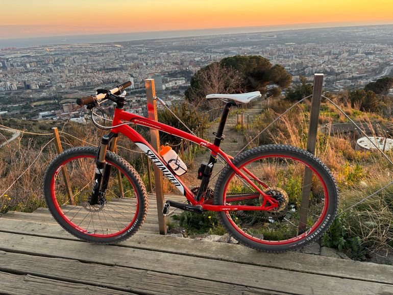 Used Specialized Stumpjumper Comp 2010 2010 Mountainbike, Red, 26 — image 2 of 3