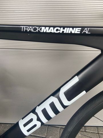 Used BMC Trackmachine AL ONE 2024 2024 Road & Gravel, Black — image 13 of 18