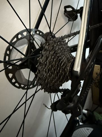 Trek Emonda Shimano Ultegra 2023 Road & Gravel usato, Nero — immagine 6 di 6