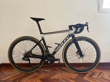 Używany Ridley Falcn - Shimano Ultegra DI2 2x12sp 2025 2025 Road & Gravel