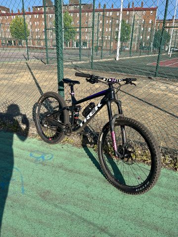 Gebrauchtes Trek Remedy 8 2017 2017 Mountainbike, Schwarz, 27.5 — Bild 5 von 7