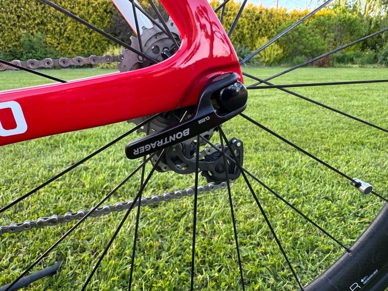 Used Trek Madone Race Shop Limited H1 2016 2016 Road & Gravel, Red — image 23 of 31