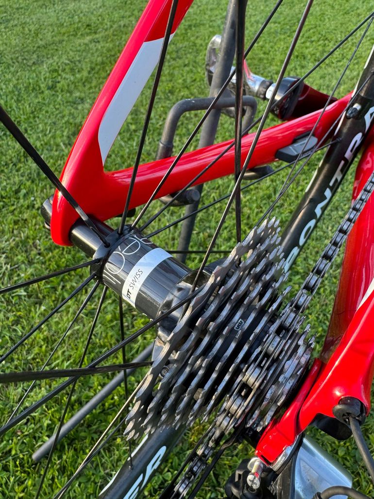 Used Trek Madone Race Shop Limited H1 2016 2016 Road & Gravel, Red — image 14 of 31