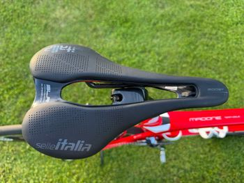 Used Trek Madone Race Shop Limited H1 2016 2016 Road & Gravel, Red — image 11 of 31
