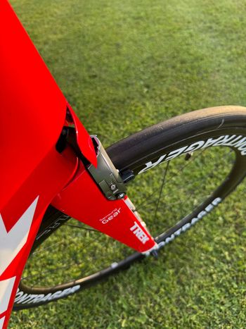 Used Trek Madone Race Shop Limited H1 2016 2016 Road & Gravel, Red — image 28 of 31