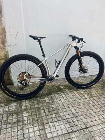 Used Lee Cougan Revenge SRAM XX1 Eagle AXS 2023 Mountainbike, Light Gray — image 3 of 7