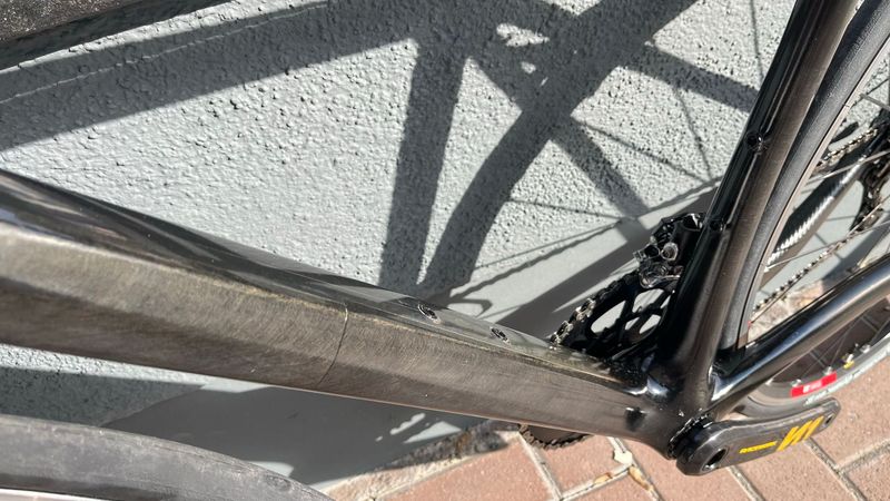 Tweedehands Cust-Tec Carbon R4 Custom Shimano Ultegra 2015 Road & Gravel — afbeelding 2 van 7