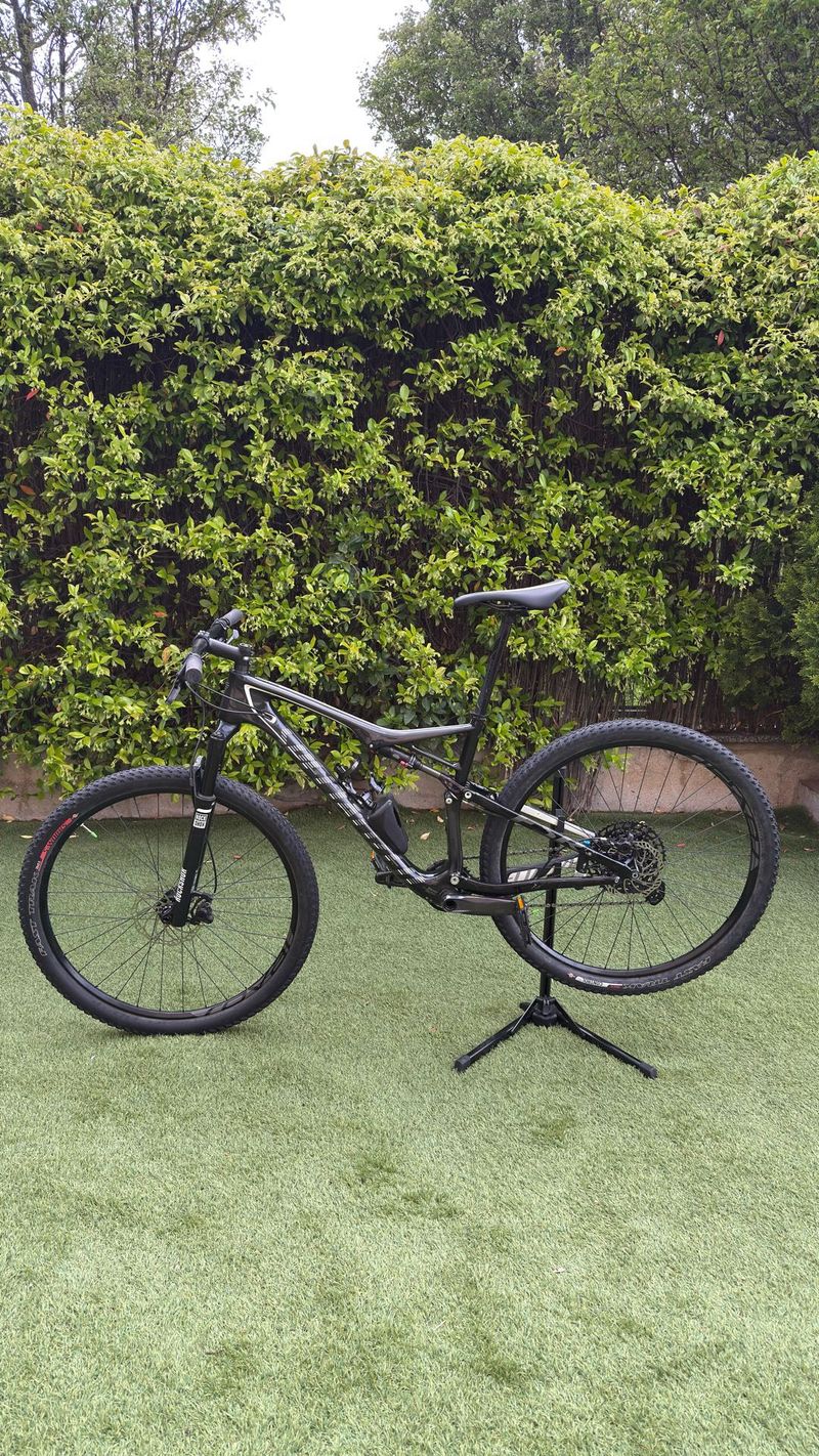 Used Specialized Epic SRAM GX Eagle 2015 Mountainbike, Black, 29 — image 14 of 14