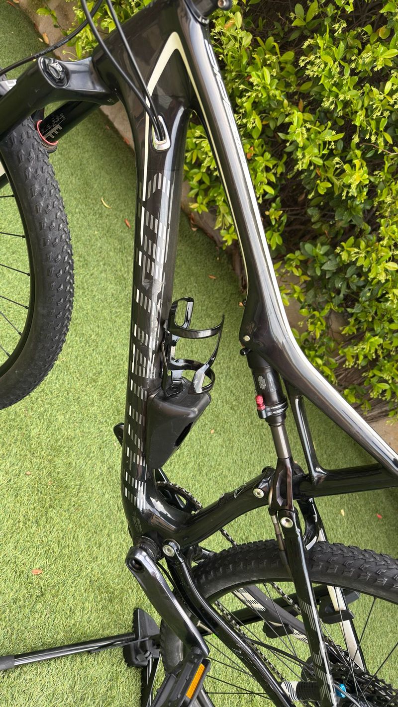 Used Specialized Epic SRAM GX Eagle 2015 Mountainbike, Black, 29 — image 11 of 14