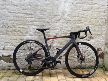Tweedehands BMC Roadmachine Shimano Ultegra 2019 Road & Gravel — afbeelding 4 van 7