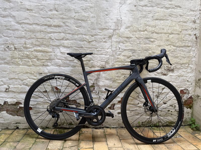 Tweedehands BMC Roadmachine Shimano Ultegra 2019 Road & Gravel — afbeelding 4 van 7