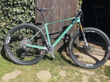 Used Canyon Exceed CF 8 2024 2024 Mountainbike, Green, 29 — image 2 of 7