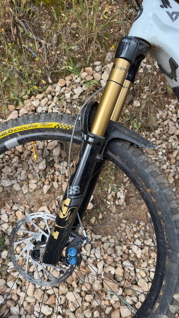 Używany YT Industries Decoy CORE 3 MX 2024 2024 Mountainbike — zdjęcie 4 z 9