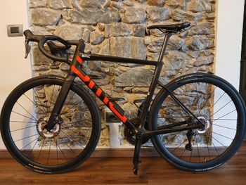 Used BMC Timemachine Shimano Ultegra Di2 2026 Road & Gravel, Black — image 2 of 10