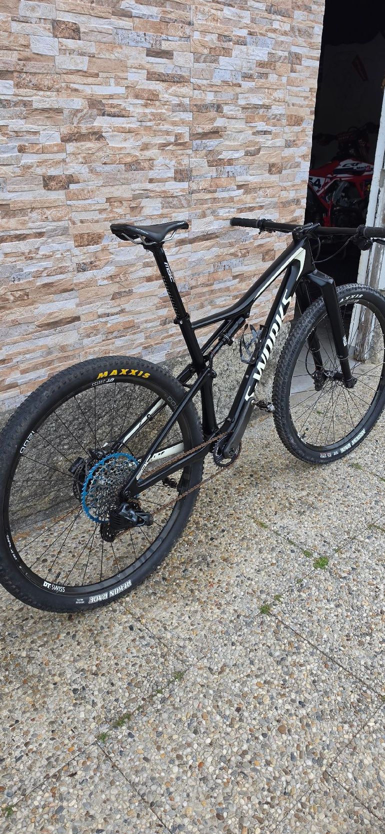 Used Specialized Epic SRAM GX Eagle AXS 2018 Mountainbike, Black — image 3 of 4