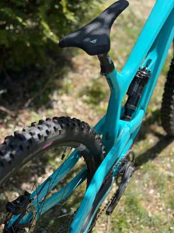 YT Industries Tues SRAM GX DH 2023 Mountainbike d'occasion — image 5 sur 18