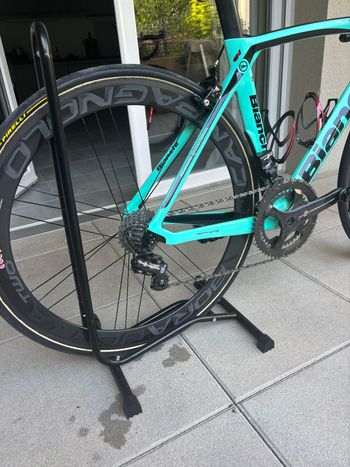 Used Bianchi Oltre Campagnolo Record EPS 2019 Road & Gravel, Green — image 5 of 6