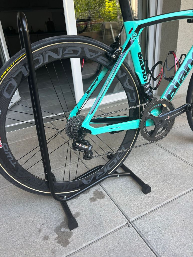 Used Bianchi Oltre Campagnolo Record EPS 2019 Road & Gravel, Green — image 5 of 6