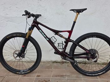 BH, LYNX RACE 8.5 2024