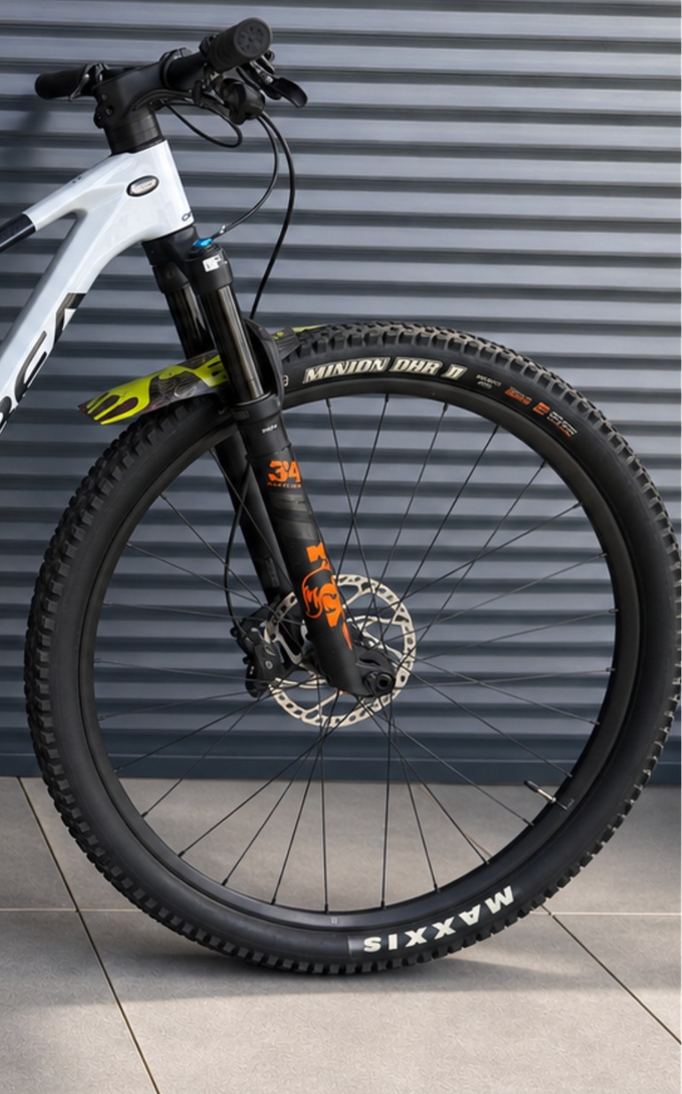 Used Orbea OIZ M21 2024 2024 Mountainbike — image 3 of 3