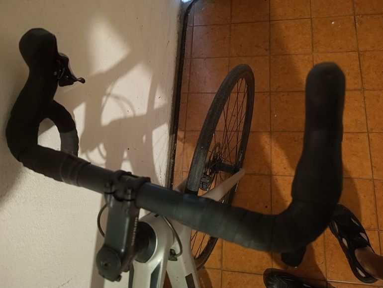 Used BMC Teammachine SLR SIX 2022 2022 Road & Gravel, Gris claro — image 5 of 11