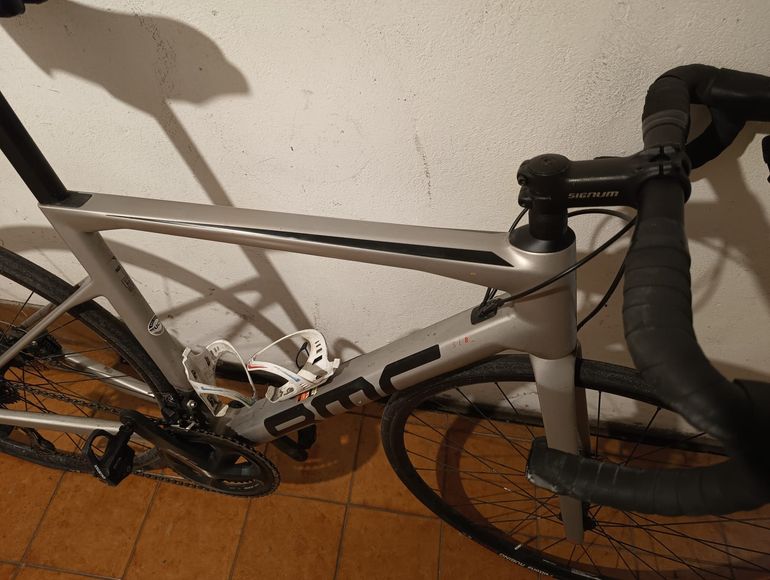 Used BMC Teammachine SLR SIX 2022 2022 Road & Gravel, Gris claro — image 6 of 11