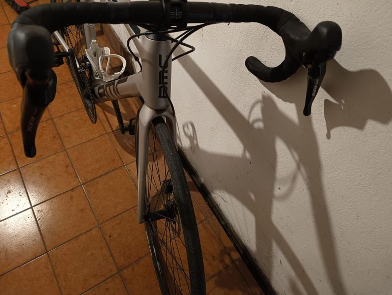Used BMC Teammachine SLR SIX 2022 2022 Road & Gravel, Gris claro — image 7 of 11