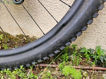 Použité Specialized Enduro Comp 2025 2025 Mountainbike — obrázek 9 z 11
