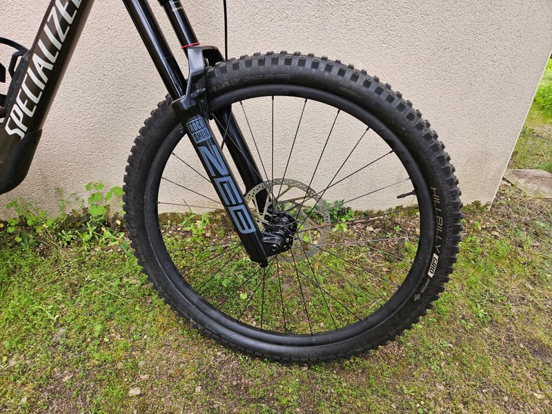 Použité Specialized Enduro Comp 2025 2025 Mountainbike — obrázek 3 z 11