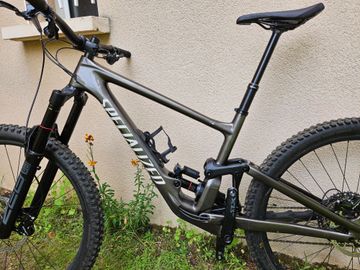 Použité Specialized Enduro Comp 2025 2025 Mountainbike — obrázek 8 z 11