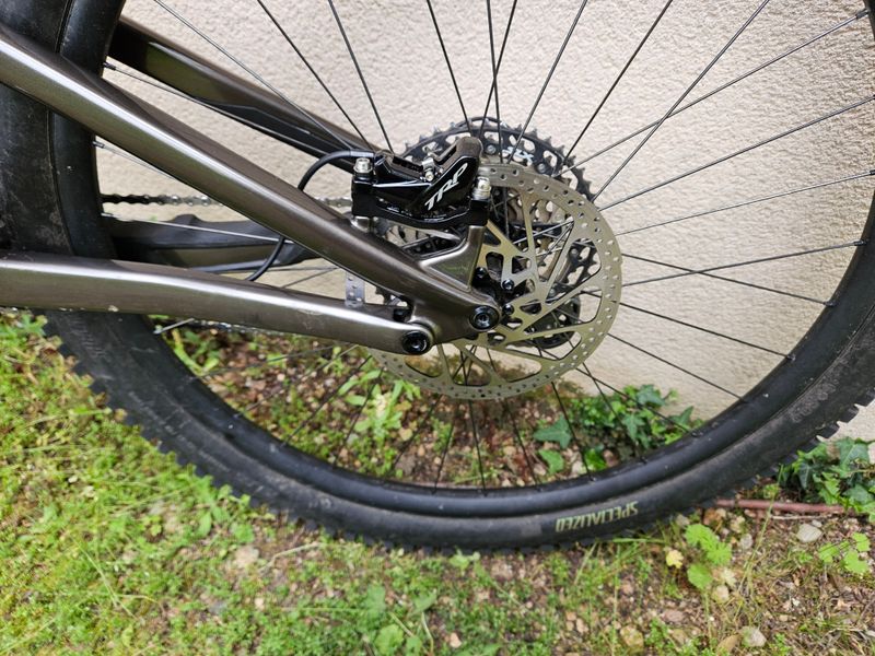 Použité Specialized Enduro Comp 2025 2025 Mountainbike — obrázek 11 z 11