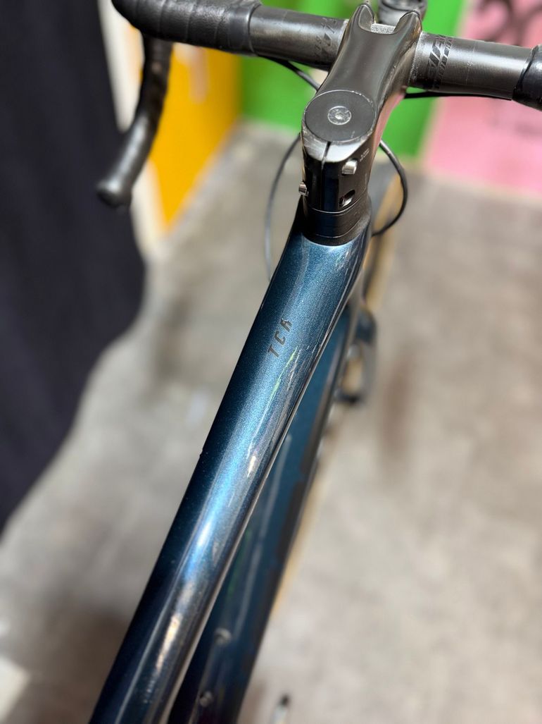 Used Giant TCR Advanced SL 1 Disc 2021 2021 Road & Gravel, Rojo — image 7 of 11