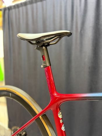 Used Giant TCR Advanced SL 1 Disc 2021 2021 Road & Gravel, Rojo — image 10 of 11