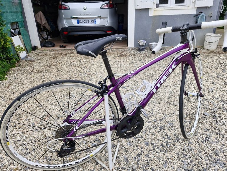 Used Trek Silque S Compact 2015 2015 Road & Gravel, Purple — image 2 of 3