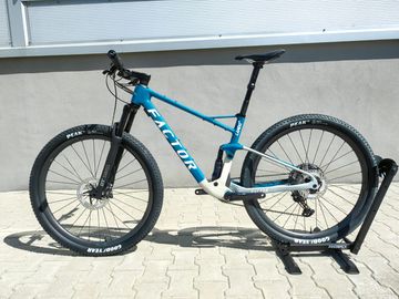 Tweedehands Factor LANDO XC 2022 2022 Mountainbike — afbeelding 16 van 29