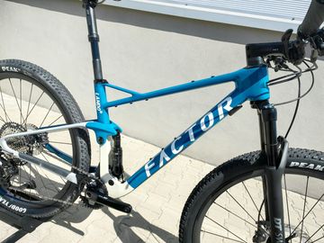 Tweedehands Factor LANDO XC 2022 2022 Mountainbike — afbeelding 15 van 29