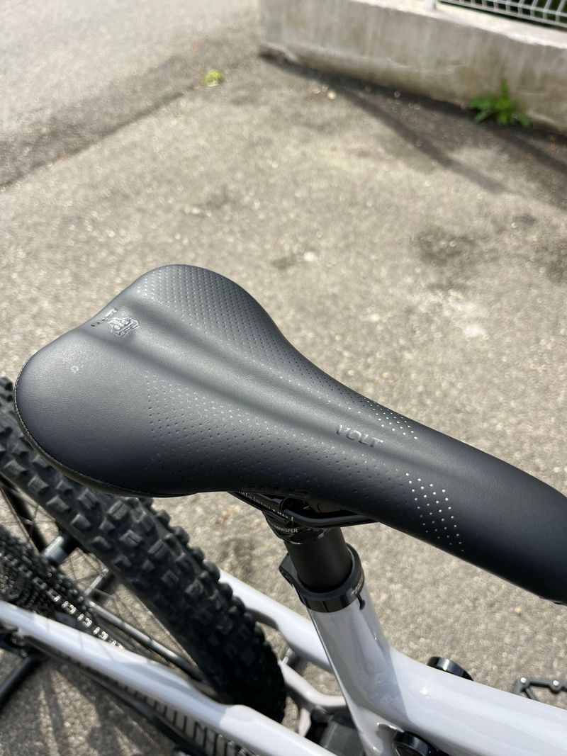 Used Santa Cruz Nomad SRAM GX Eagle 2023 Mountainbike, Light Gray — image 7 of 21