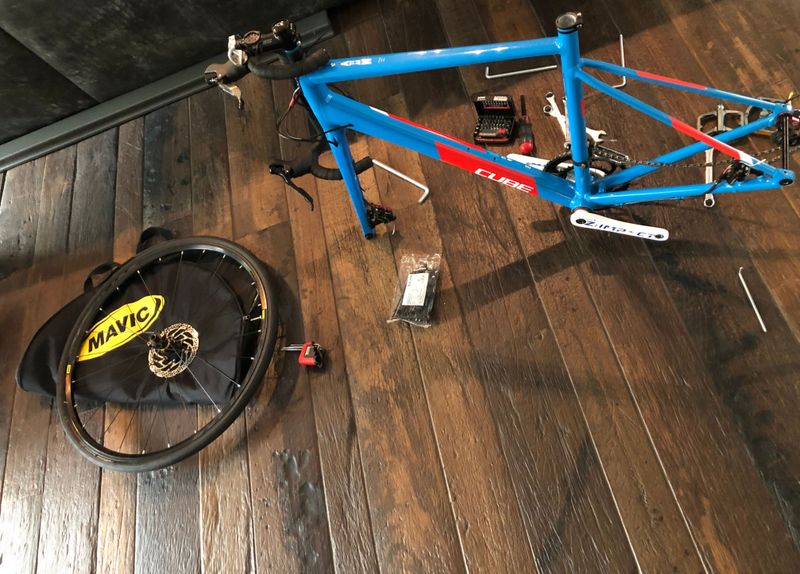 Used Rennrad Cube Attain SL Gr. 56 in blau Cube Attain Sl 2019 Road & Gravel, Blue — image 4 of 26