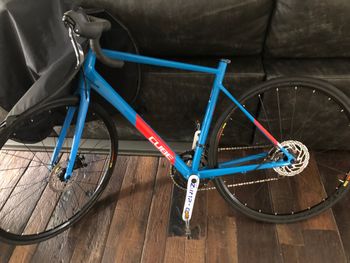 Używany Rennrad Cube Attain SL Gr. 56 in blau Cube Attain Sl 2019 Road & Gravel — zdjęcie 2 z 22